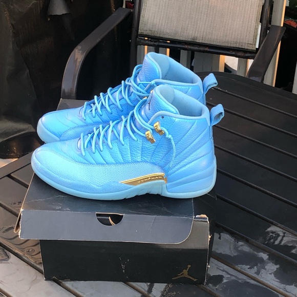 Jordan 12 UniversityBlueMetallicBlack (UNRELEASED) main image 4